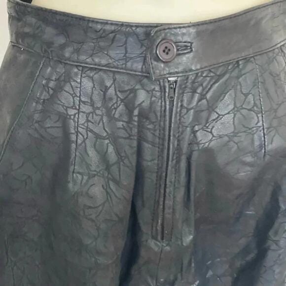 Vintage 1980s d’Linea Lack Leather Skinny Pants – Black Printed Design, Waist 26 - Picture 6 of 10